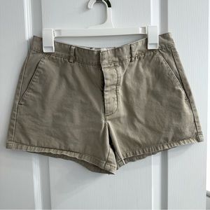 American Eagle Khaki Chino Shorts Women’s size 6